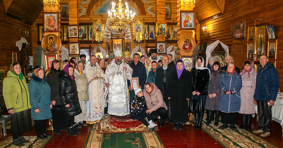 У Холмах пройшло богослужіння із владикою Чернігівським та Ніжинським Антонієм