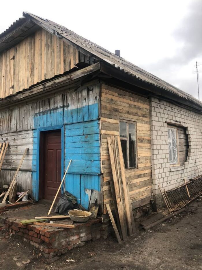 Холминська громада відновила пошкоджене обстрілом майно за підтримки благодійників та місцевих служб