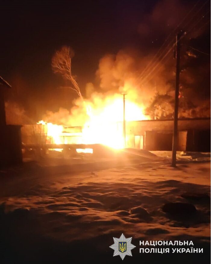 На Корюківщині ворожий дрон поцілив у господарчу споруду