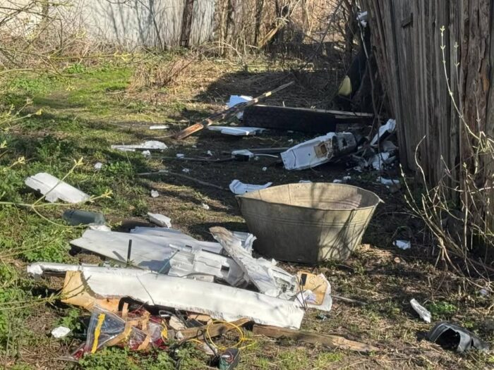 Російські безпілотники атакували селище Холми та село Перелюб